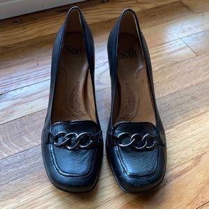 Soft black heels sz8